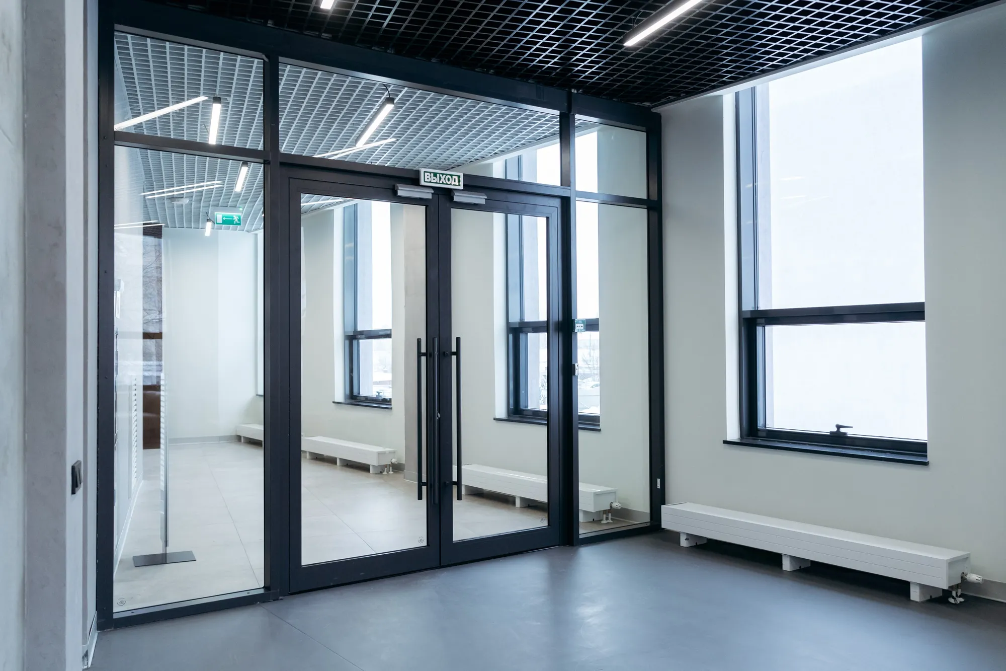 алюминиевые Противопожарные алюминиевые двери