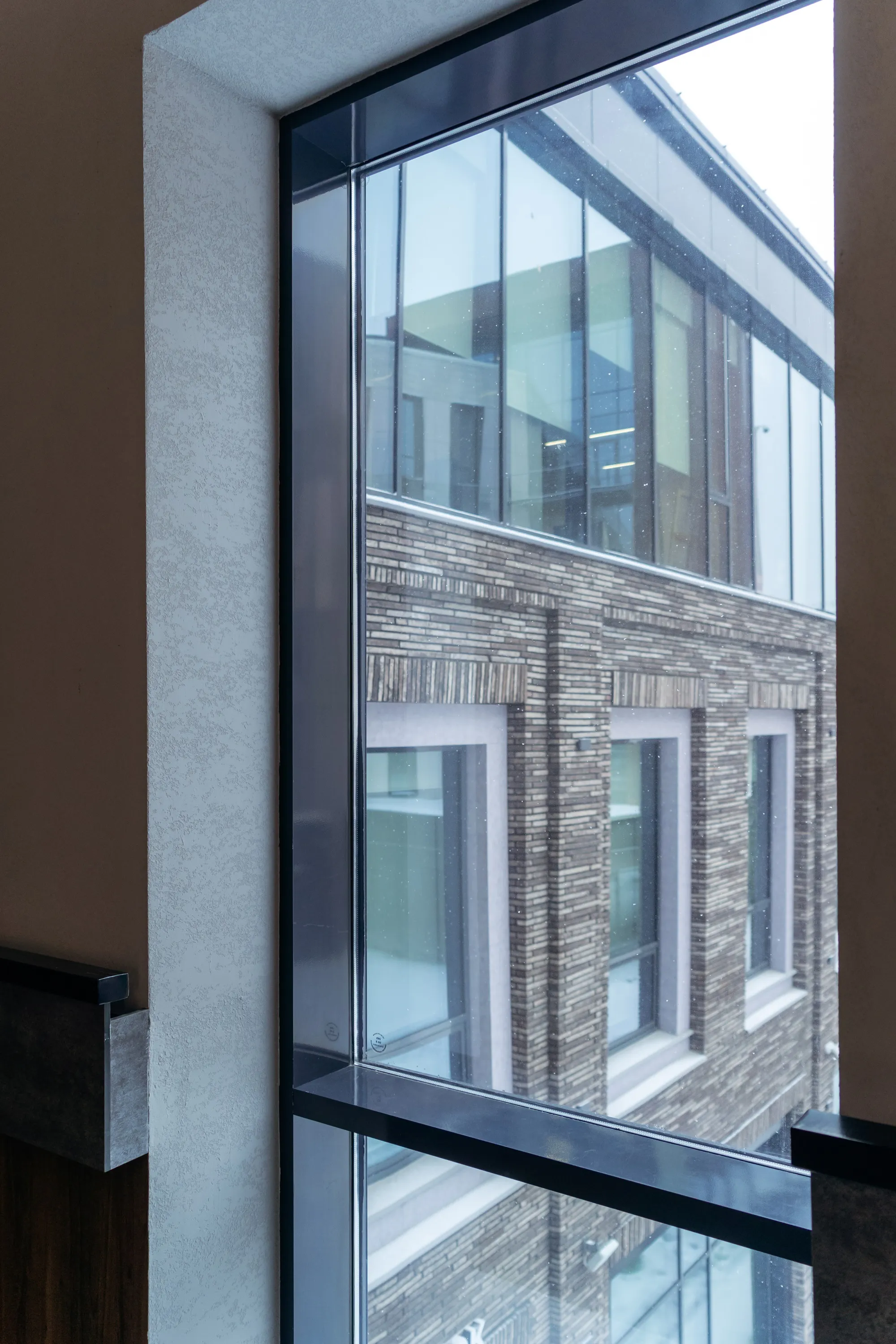 Противопожарные алюминиевые окна