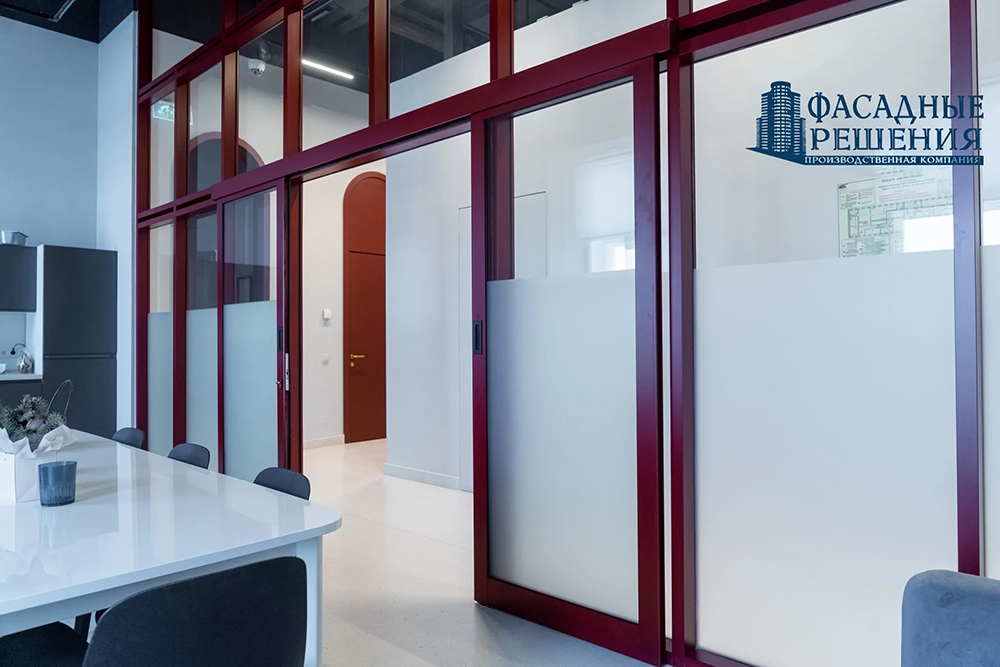 Двупольные или одностворчатые: ключевые решения при выборе противопожарных алюминиевых дверей